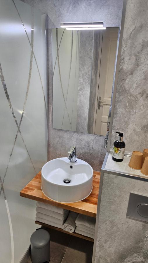 Logis Hotel La Grassinais Сен-Мало Экстерьер фото